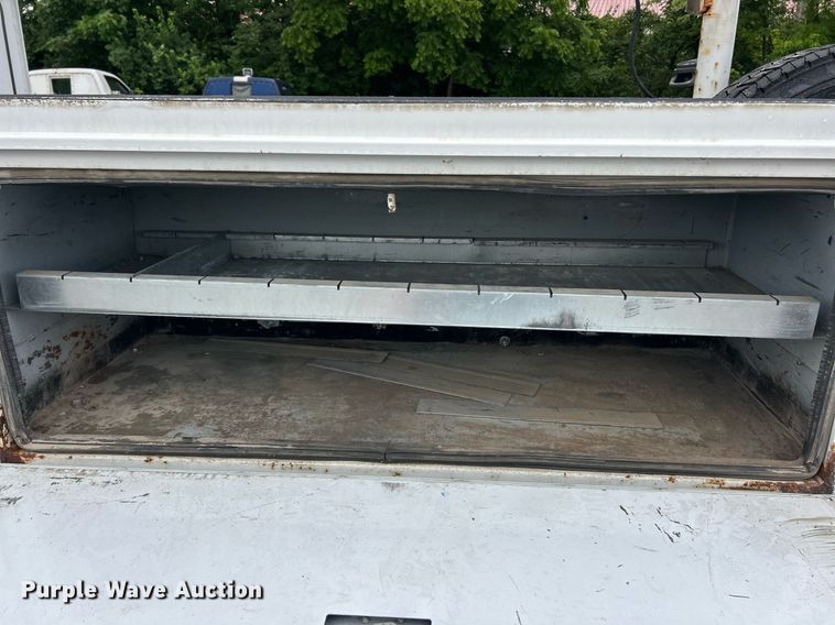 image for item EK8239 2009 Ford F550 Super Duty XL bucket truck