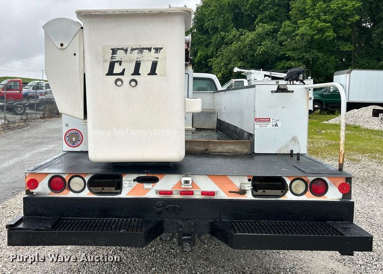 image for item EK8239 2009 Ford F550 Super Duty XL bucket truck