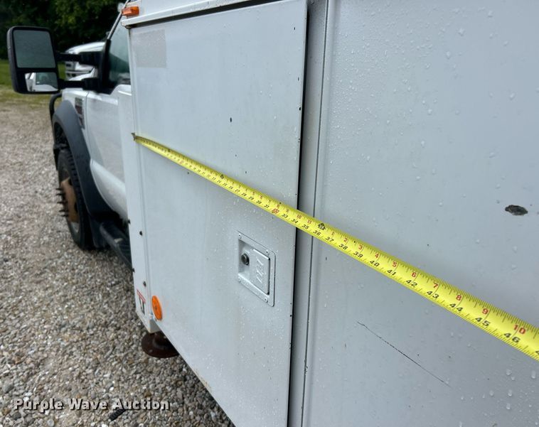 image for item EK8239 2009 Ford F550 Super Duty XL bucket truck