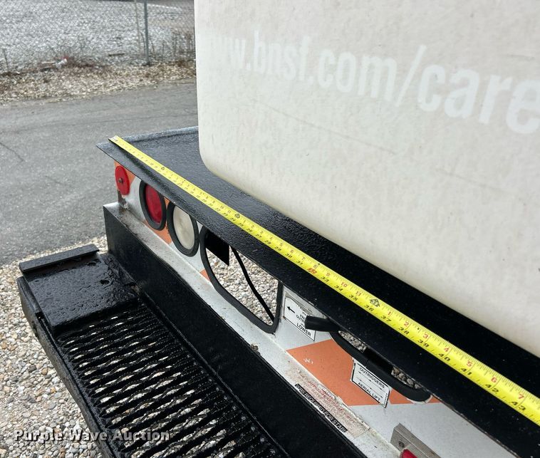 image for item EK8239 2009 Ford F550 Super Duty XL bucket truck