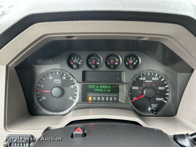 image for item EK8239 2009 Ford F550 Super Duty XL bucket truck