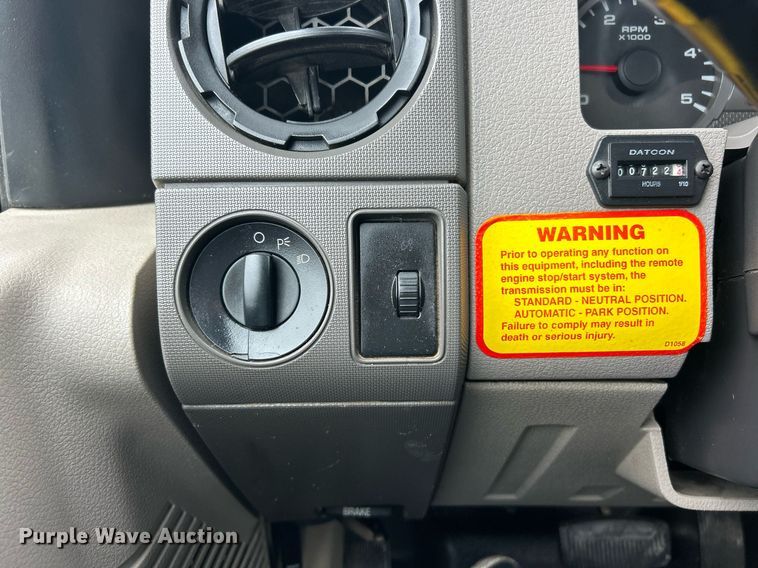 image for item EK8239 2009 Ford F550 Super Duty XL bucket truck