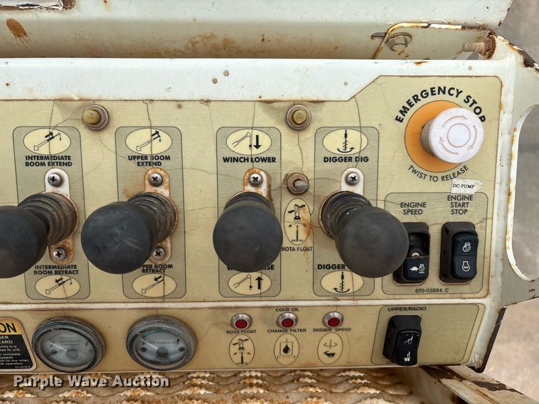 image for item EL2121 2006 International 7400 digger derrick truck