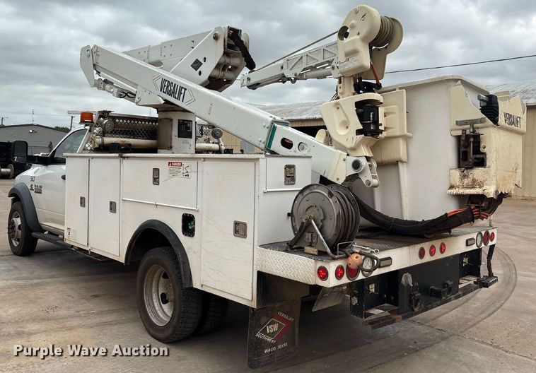 image for item EL2122 2017 Dodge Ram 5500 bucket truck