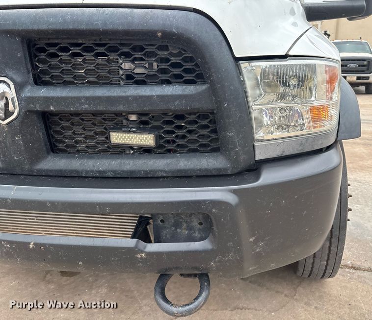 image for item EL2122 2017 Dodge Ram 5500 bucket truck