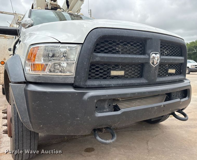 image for item EL2122 2017 Dodge Ram 5500 bucket truck