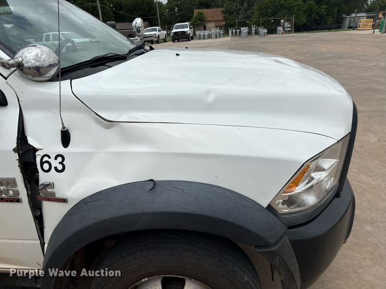 image for item EL2122 2017 Dodge Ram 5500 bucket truck