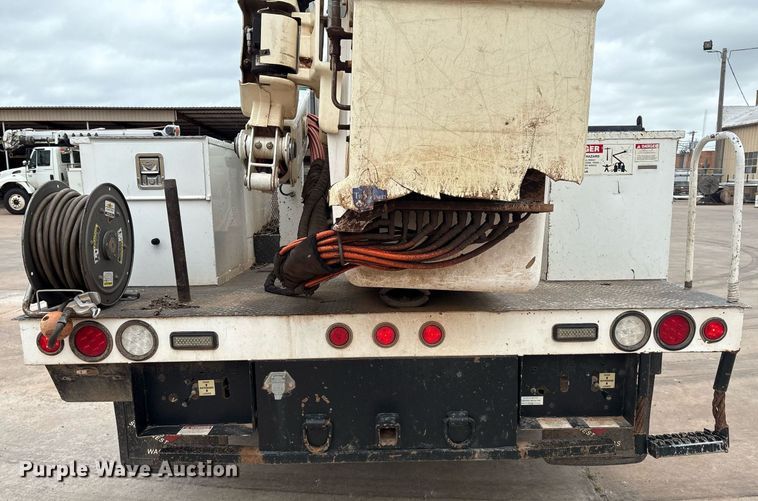 image for item EL2122 2017 Dodge Ram 5500 bucket truck