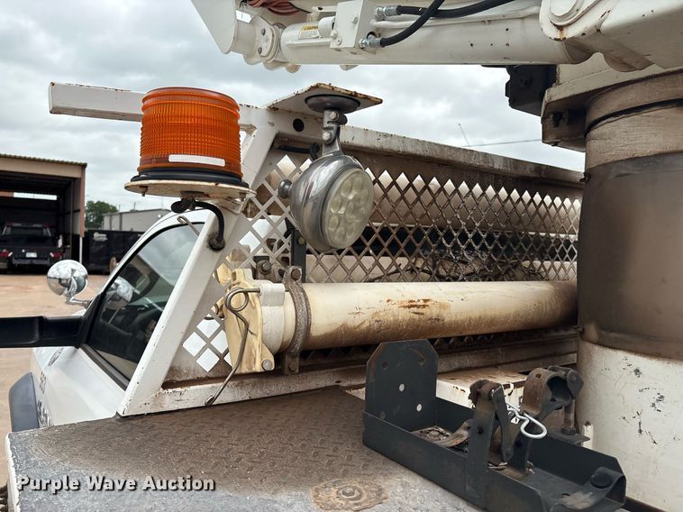 image for item EL2122 2017 Dodge Ram 5500 bucket truck