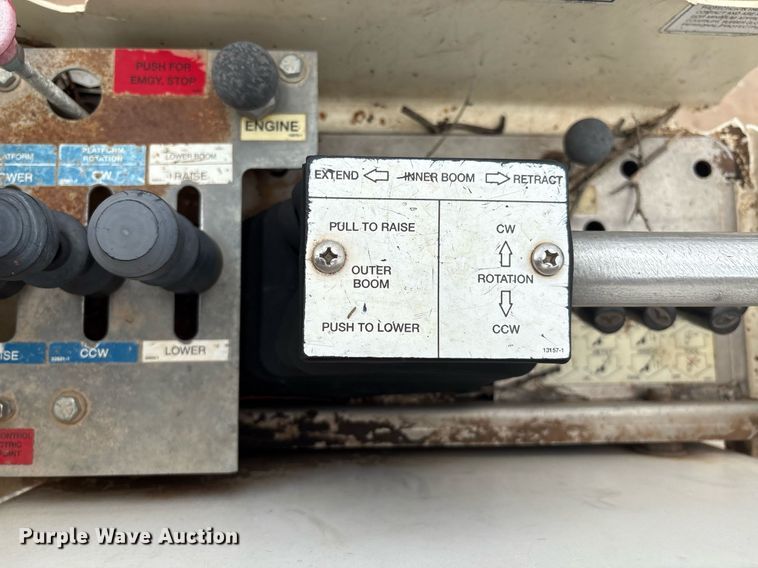 image for item EL2122 2017 Dodge Ram 5500 bucket truck