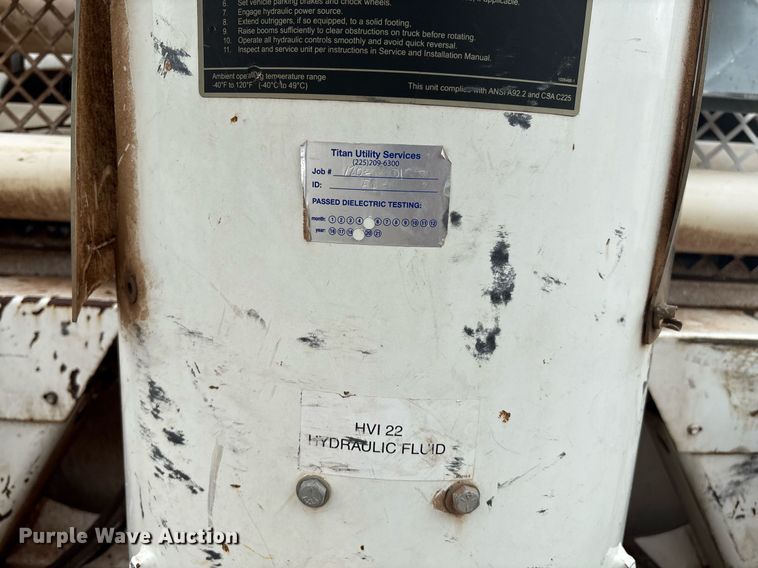 image for item EL2122 2017 Dodge Ram 5500 bucket truck