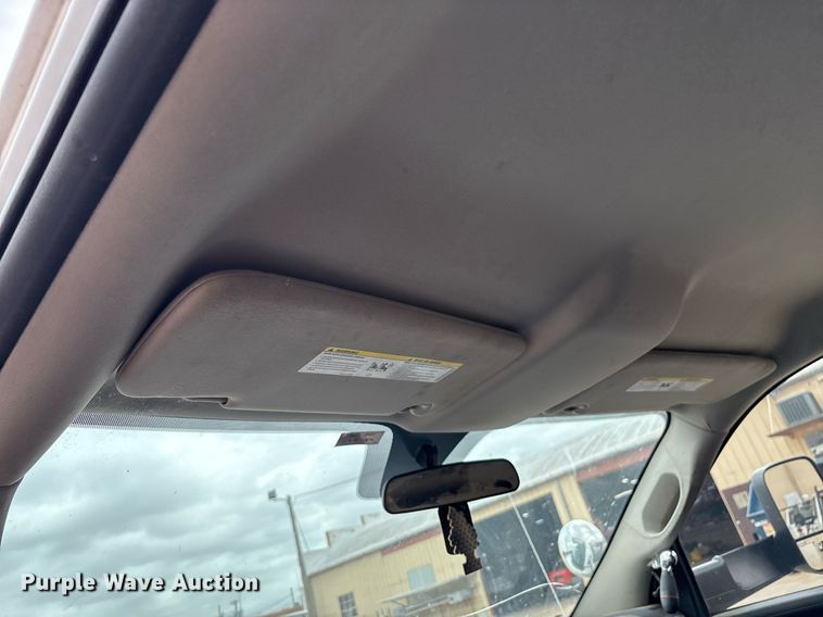 image for item EL2122 2017 Dodge Ram 5500 bucket truck