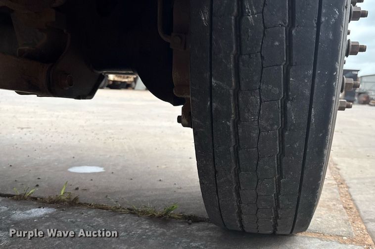 image for item EL2122 2017 Dodge Ram 5500 bucket truck