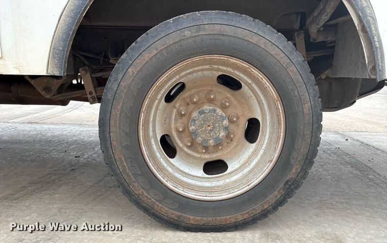 image for item EL2122 2017 Dodge Ram 5500 bucket truck