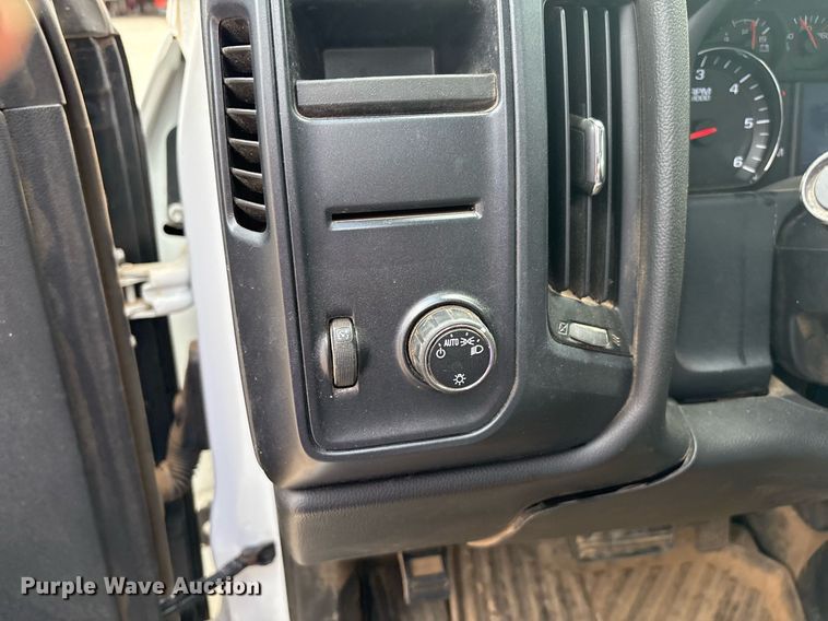 image for item EL2123 2015 Chevrolet Silverado 1500 Double Cab pickup truck