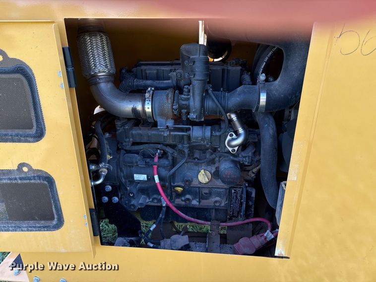 image for item EL2133 2024 Vermeer BC1000XL wood chipper