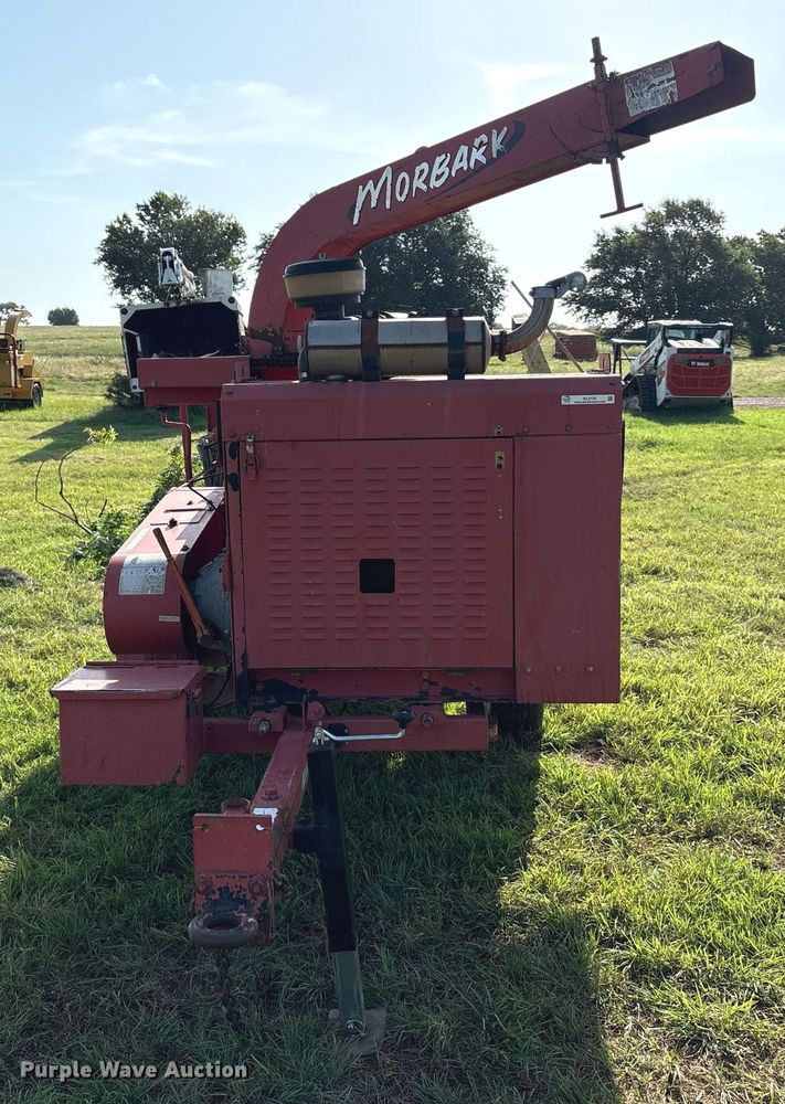 image for item EL2135 Mobark Twister 12 wood chipper