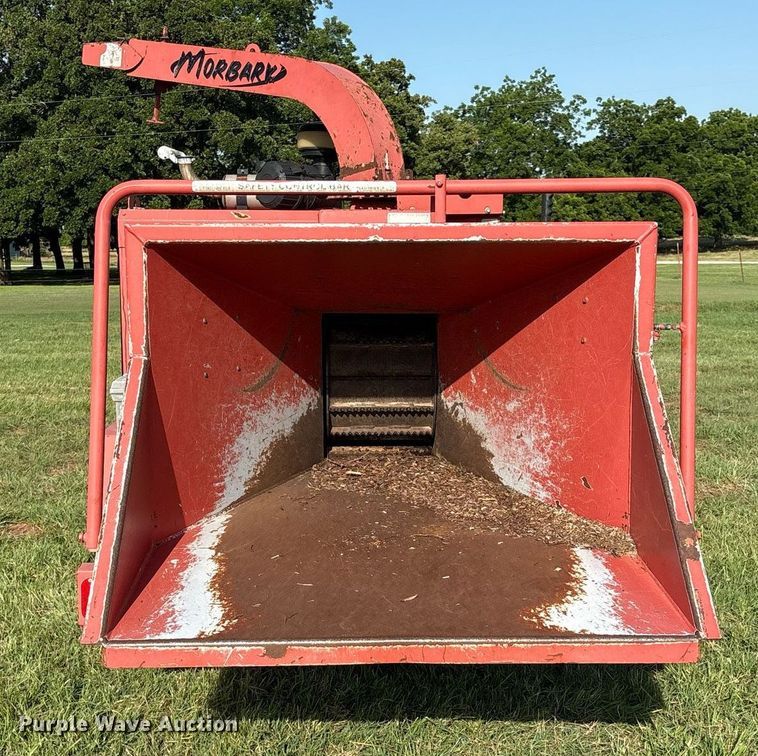 image for item EL2135 Mobark Twister 12 wood chipper