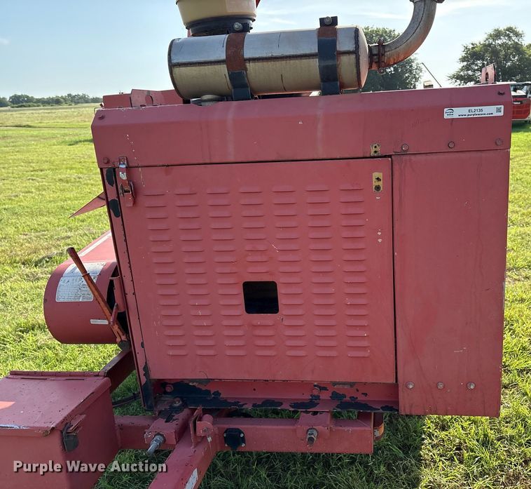 image for item EL2135 Mobark Twister 12 wood chipper