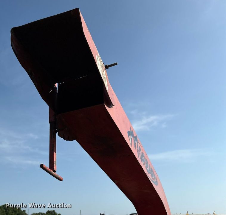 image for item EL2135 Mobark Twister 12 wood chipper