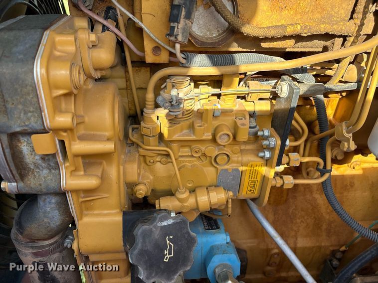 image for item EL2135 Mobark Twister 12 wood chipper