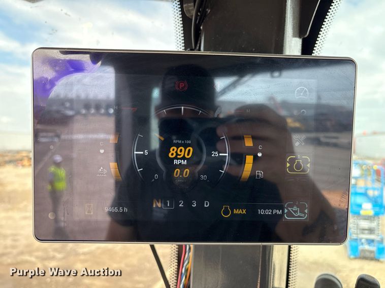 image for item EL2136 2022 Case 821G wheel loader