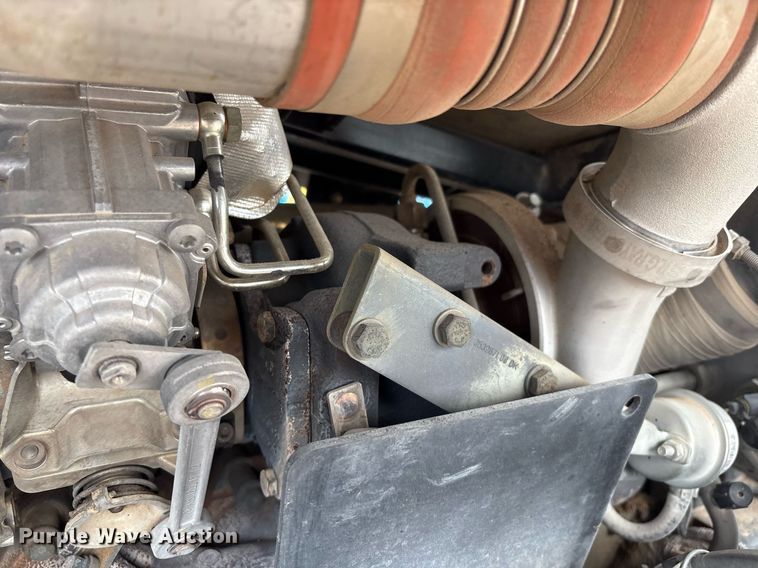 image for item EL2136 2022 Case 821G wheel loader