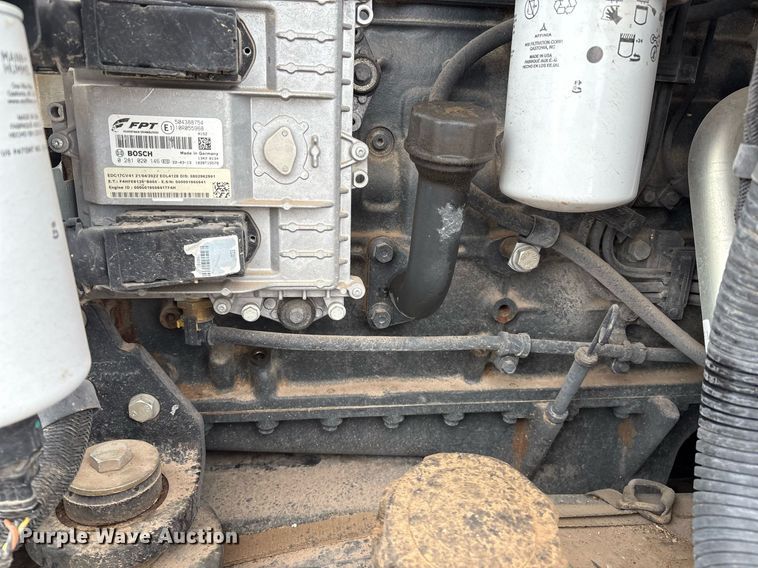 image for item EL2136 2022 Case 821G wheel loader