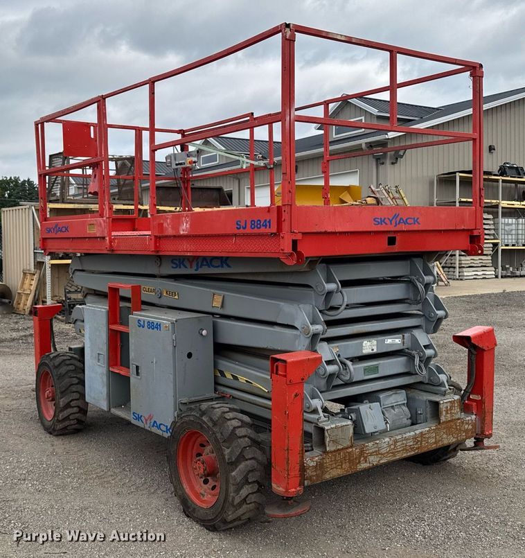 image for item EM2002 2006 Skyjack SJ8841 scissor lift