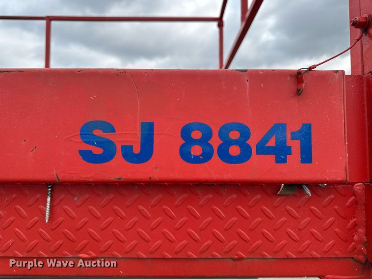 image for item EM2002 2006 Skyjack SJ8841 scissor lift
