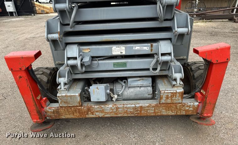 image for item EM2002 2006 Skyjack SJ8841 scissor lift