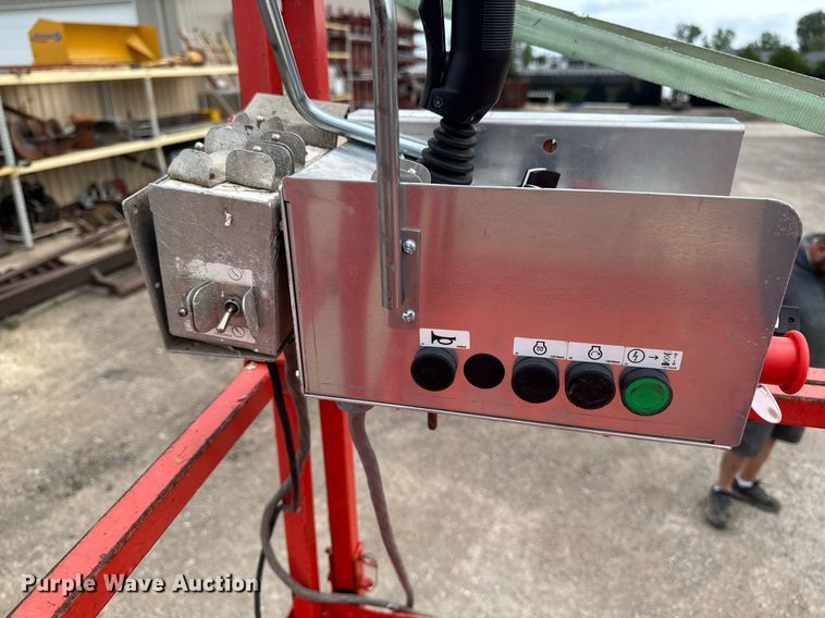 image for item EM2002 2006 Skyjack SJ8841 scissor lift