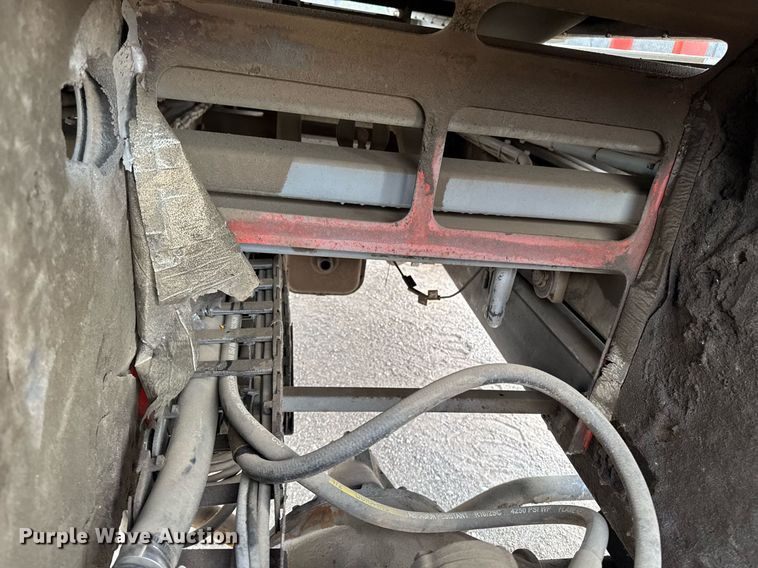 image for item EM2002 2006 Skyjack SJ8841 scissor lift