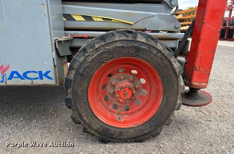 image for item EM2002 2006 Skyjack SJ8841 scissor lift