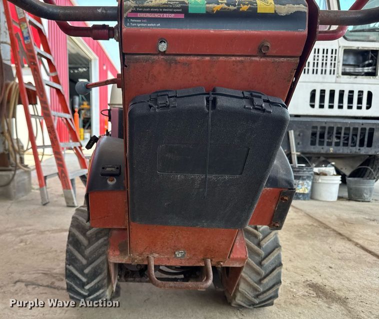 image for item EM2018 2003 Ditch Witch 1330 trencher