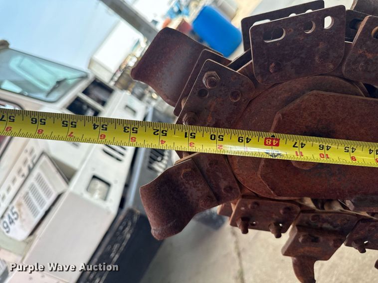 image for item EM2018 2003 Ditch Witch 1330 trencher