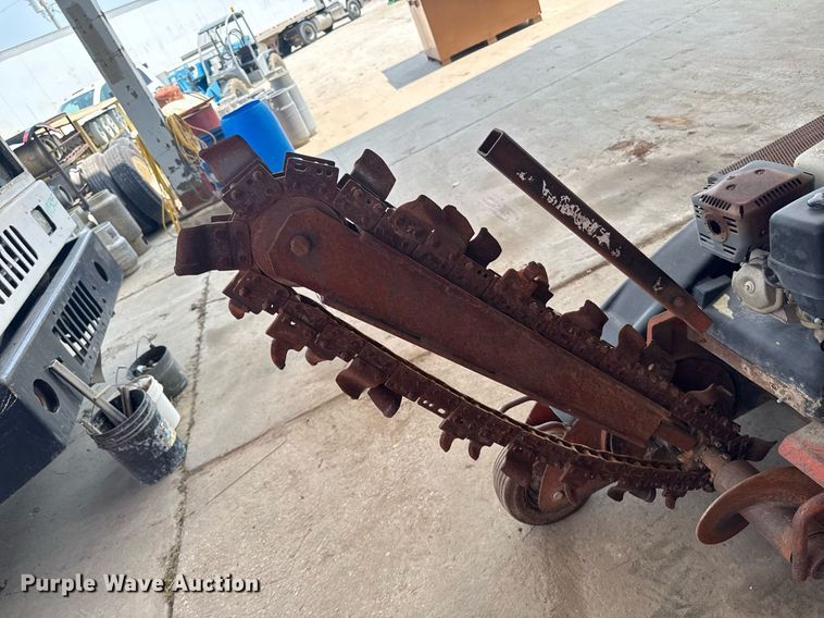 image for item EM2018 2003 Ditch Witch 1330 trencher