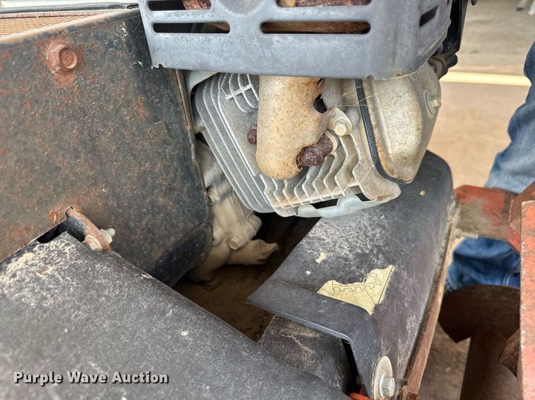 image for item EM2018 2003 Ditch Witch 1330 trencher