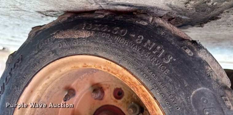 image for item EM2018 2003 Ditch Witch 1330 trencher