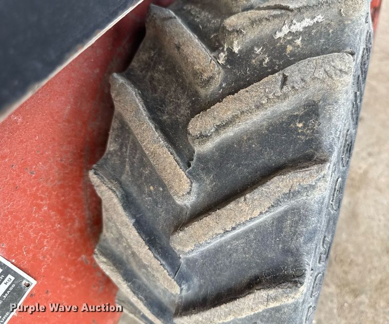 image for item EM2018 2003 Ditch Witch 1330 trencher