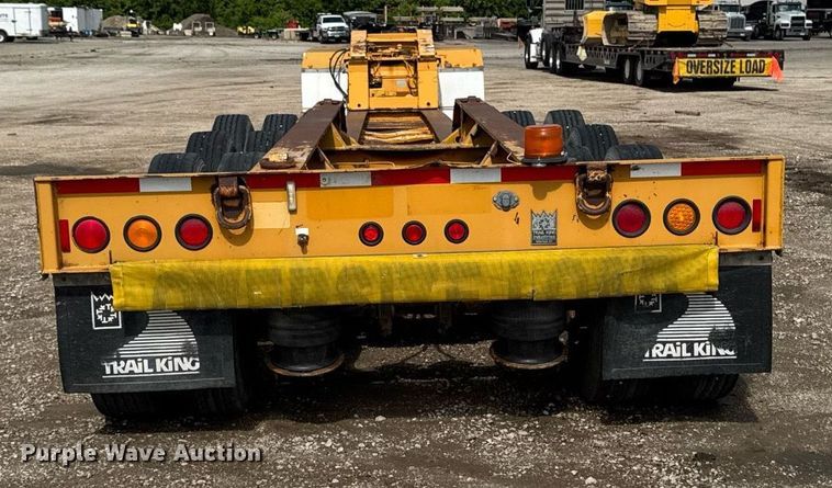 image for item EM2041 2006 Trail King Industries TK110HDG lowboy equipment trailer