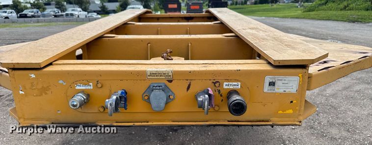 image for item EM2041 2006 Trail King Industries TK110HDG lowboy equipment trailer