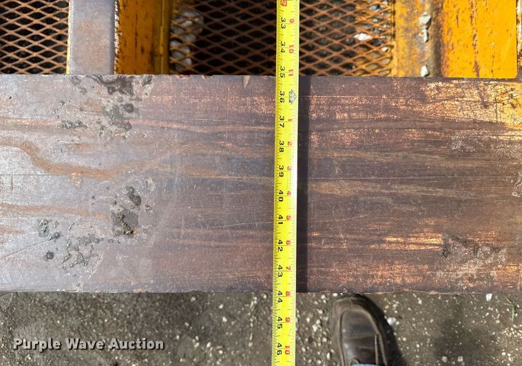 image for item EM2041 2006 Trail King Industries TK110HDG lowboy equipment trailer