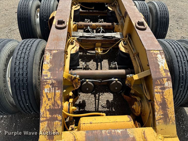 image for item EM2041 2006 Trail King Industries TK110HDG lowboy equipment trailer