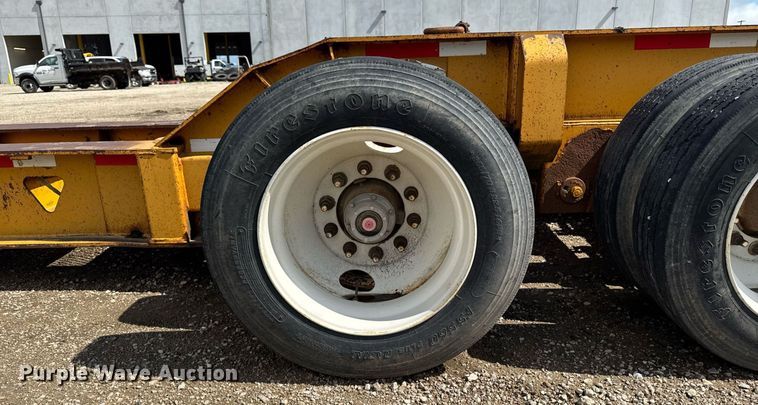 image for item EM2041 2006 Trail King Industries TK110HDG lowboy equipment trailer