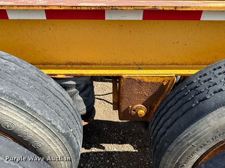 image for item EM2041 2006 Trail King Industries TK110HDG lowboy equipment trailer