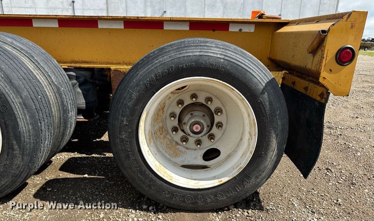 image for item EM2041 2006 Trail King Industries TK110HDG lowboy equipment trailer