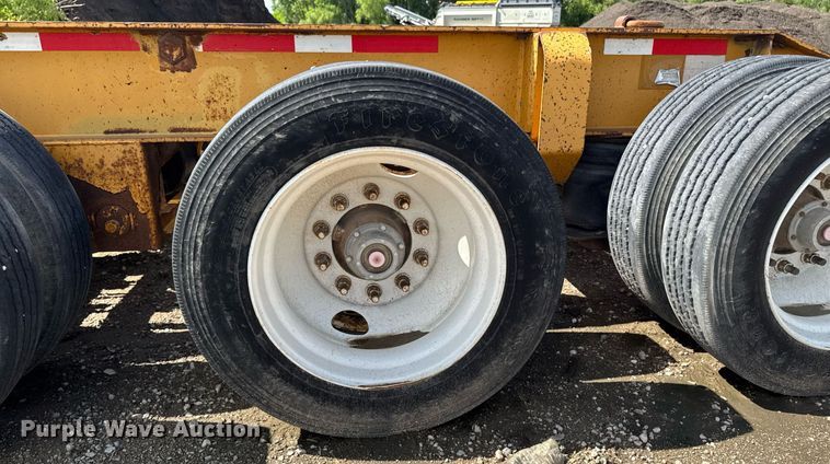 image for item EM2041 2006 Trail King Industries TK110HDG lowboy equipment trailer