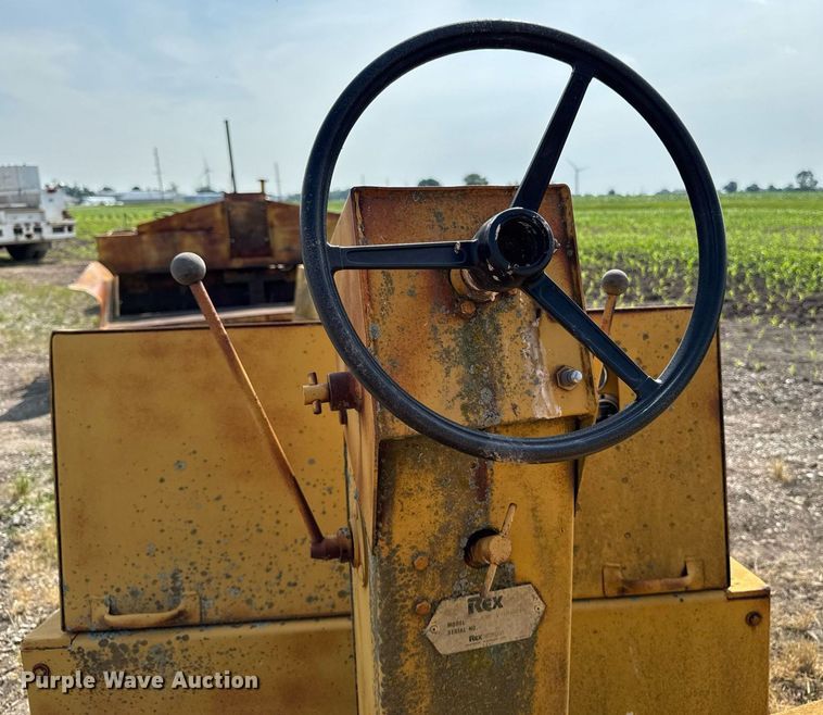 image for item EM2042 Rex SP400 double drum vibratory roller