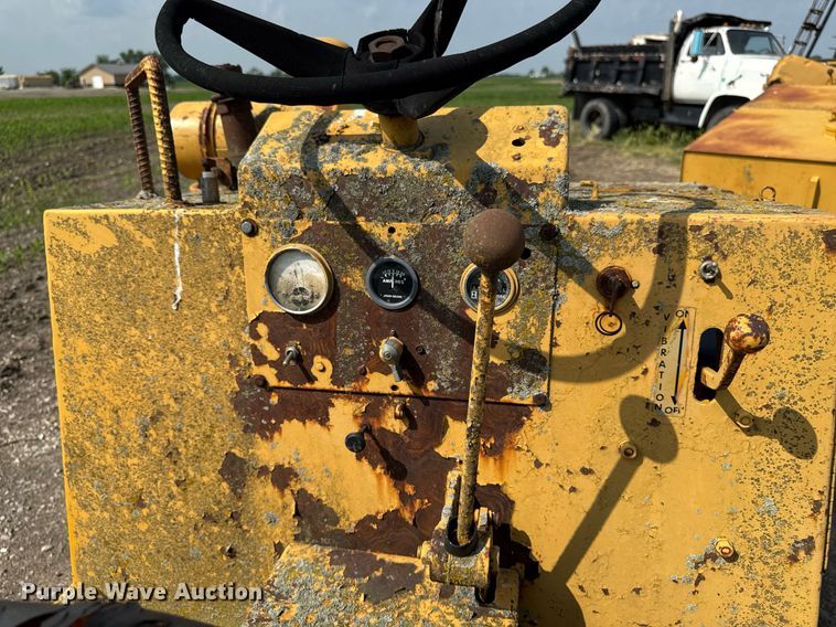 image for item EM2043 Dynapac CC10 double drum roller